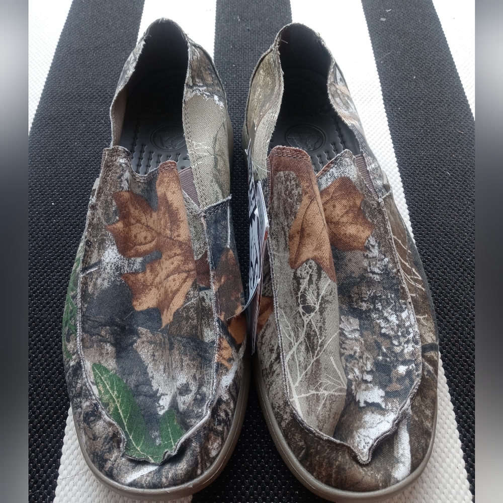 Mens Crocs Santacruz Realtree Mens size 11